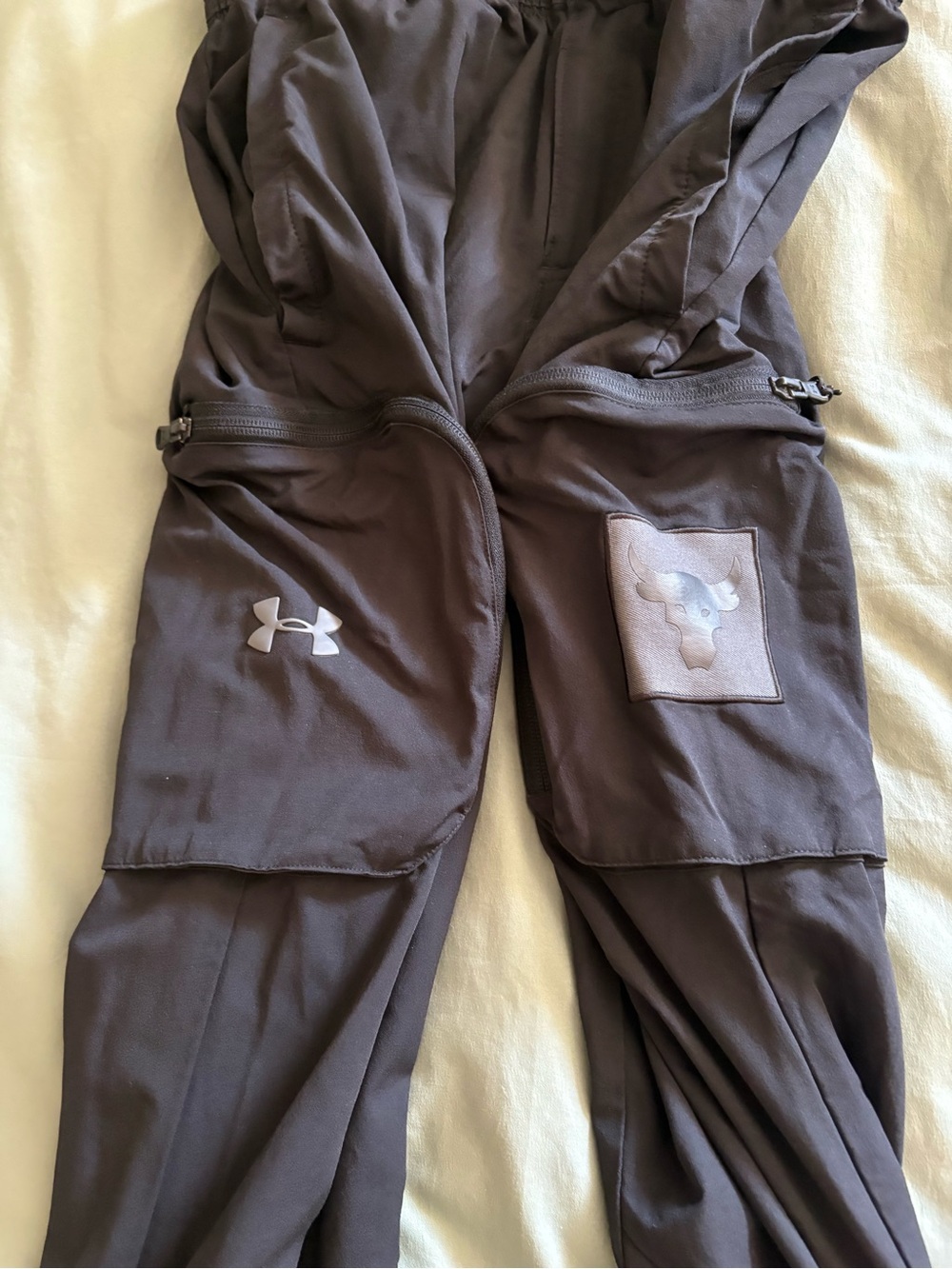 Under Armour Project Rock Woven Cargo Pants - Picture 3 of 8